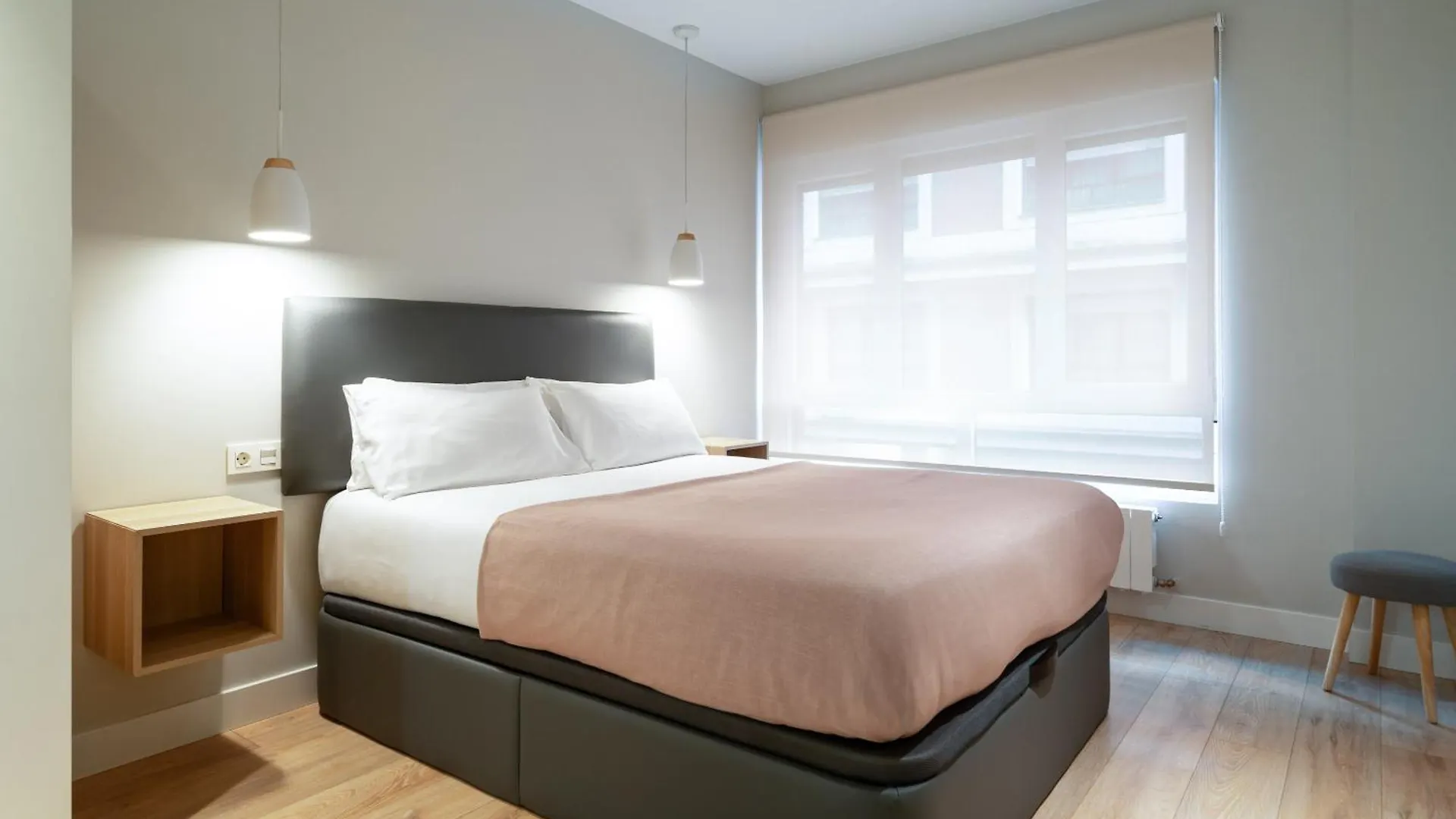 Apartment Limehome Bilbao Tristan De Leguizamon Kalea Spain